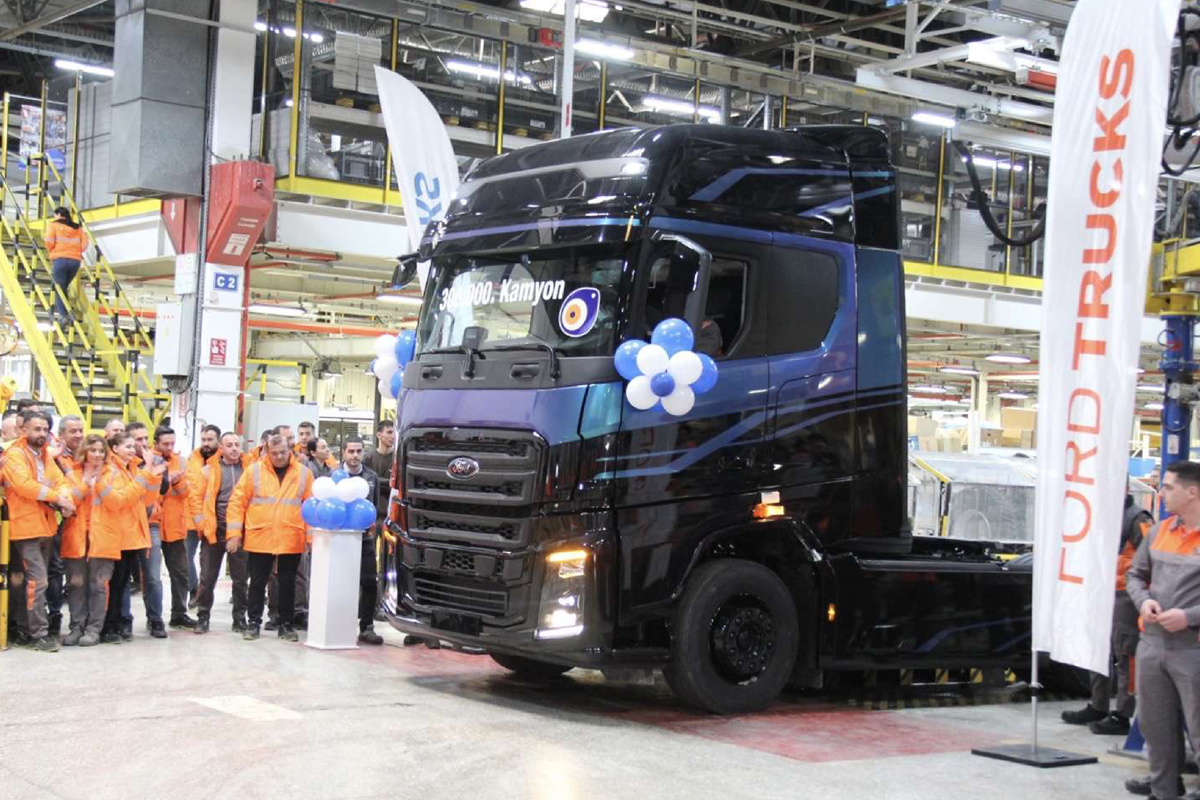 ford-trucks-300-000
