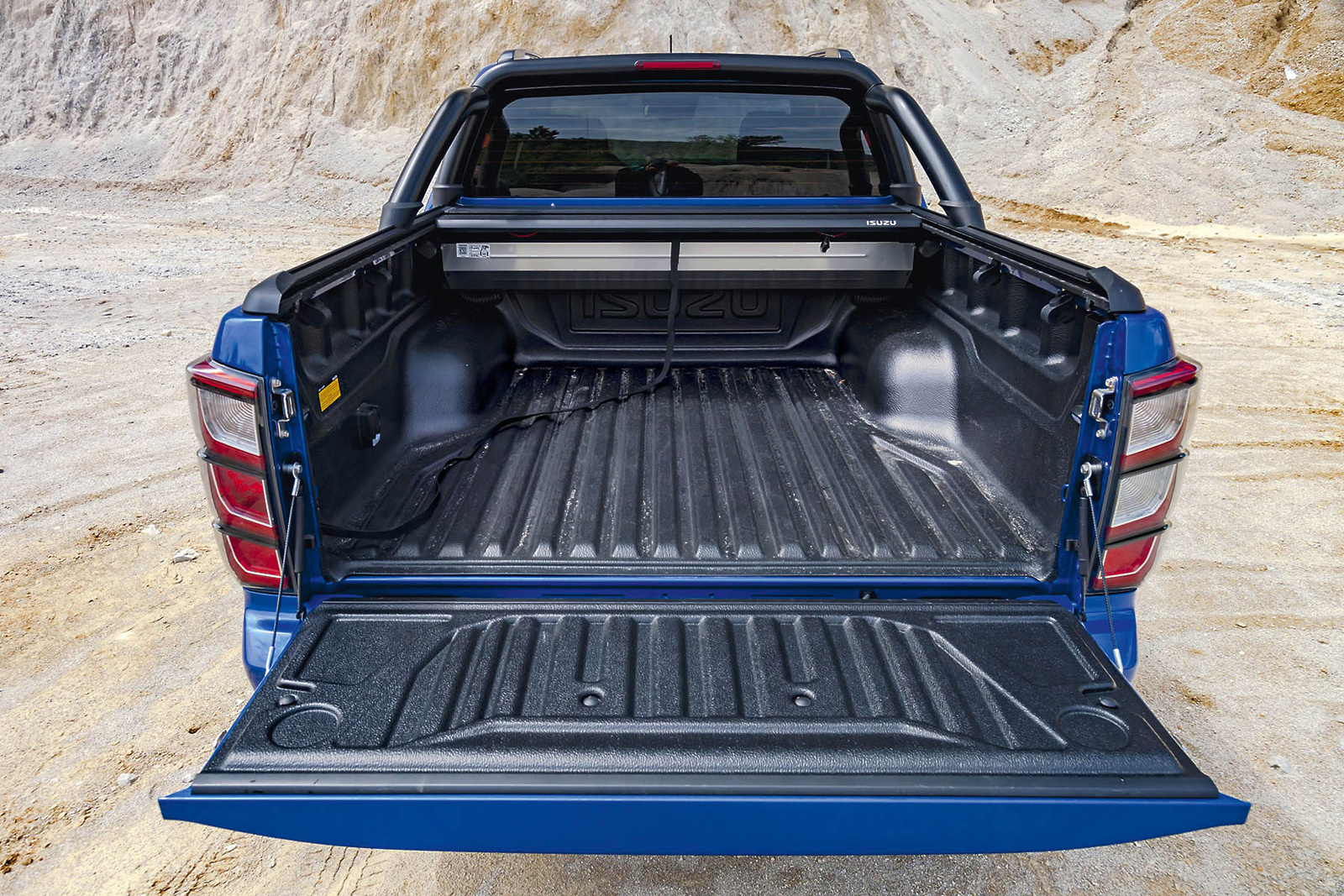 isuzud max007