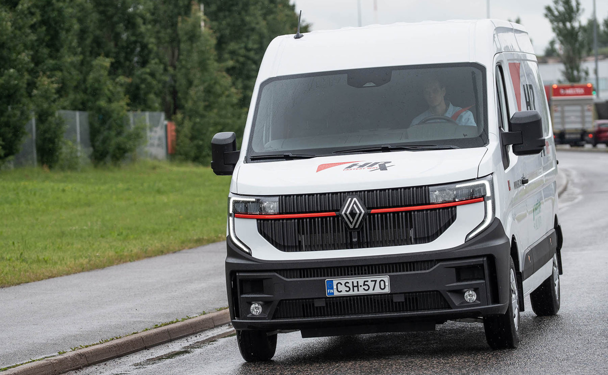 renault-trucks-5000-01