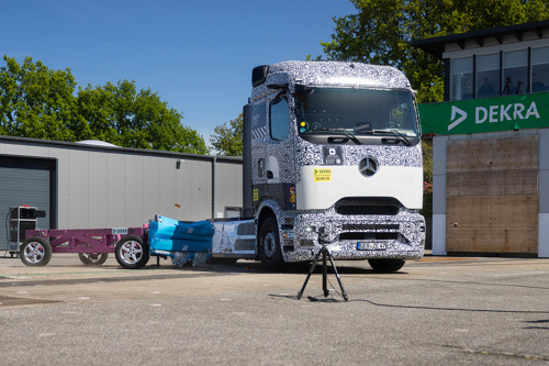 Mercedes-Benz eActros 600 na crash testu