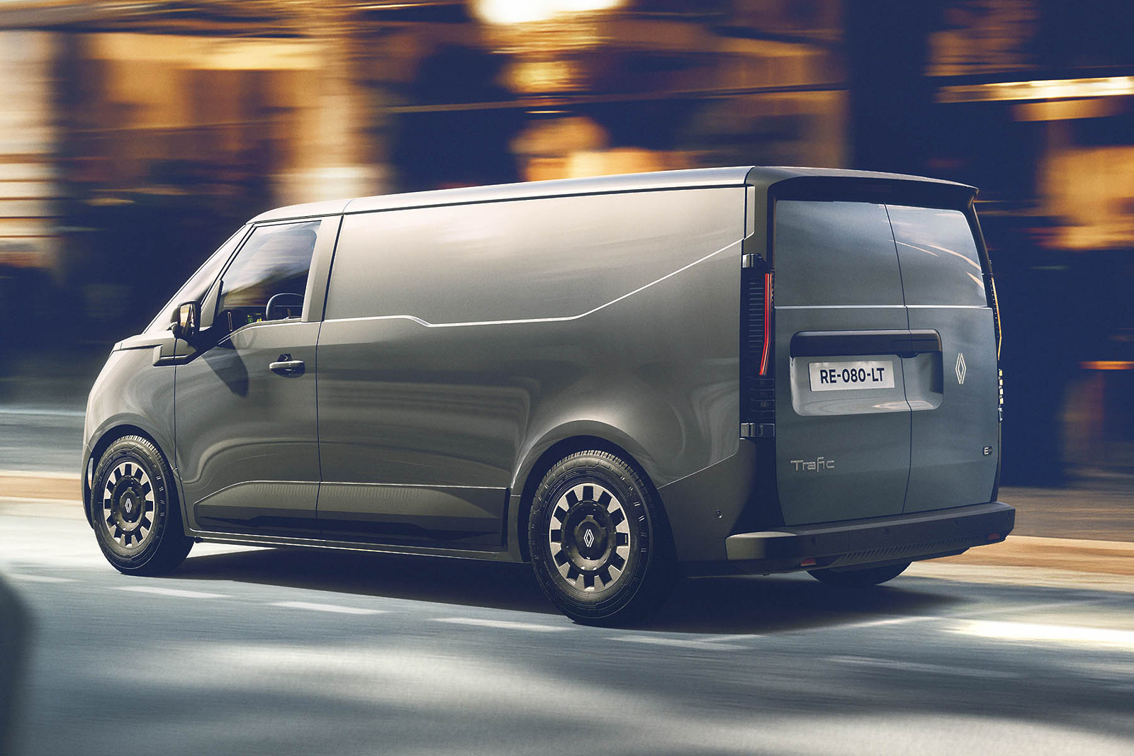 renault trafic e tech electric02