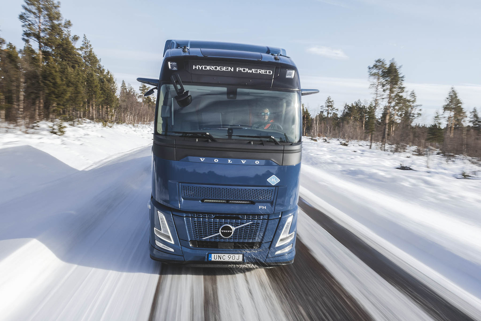 volvotrucksh2ice002