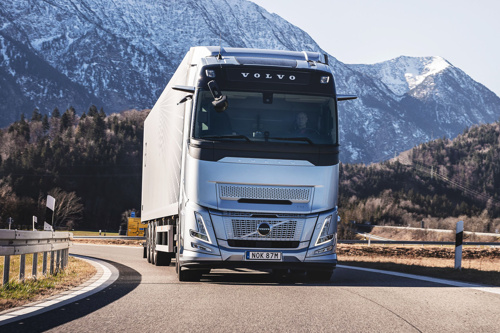 Volvo Trucks predstavlja dva nova 13-litarska motora