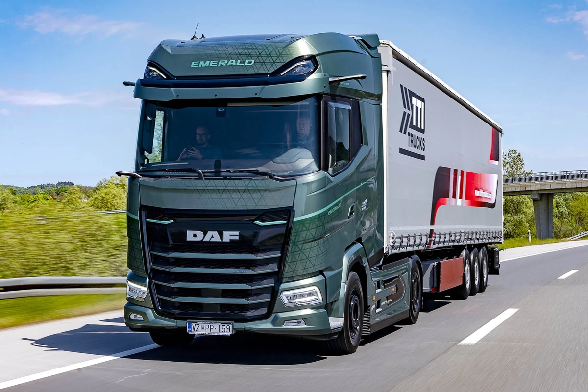 DAF_Emerald_001