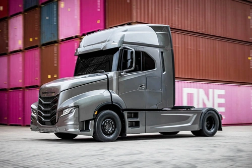 Novi Iveco Strator na bazi S-Waya