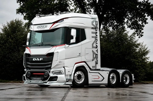 DAF_Dominator_01