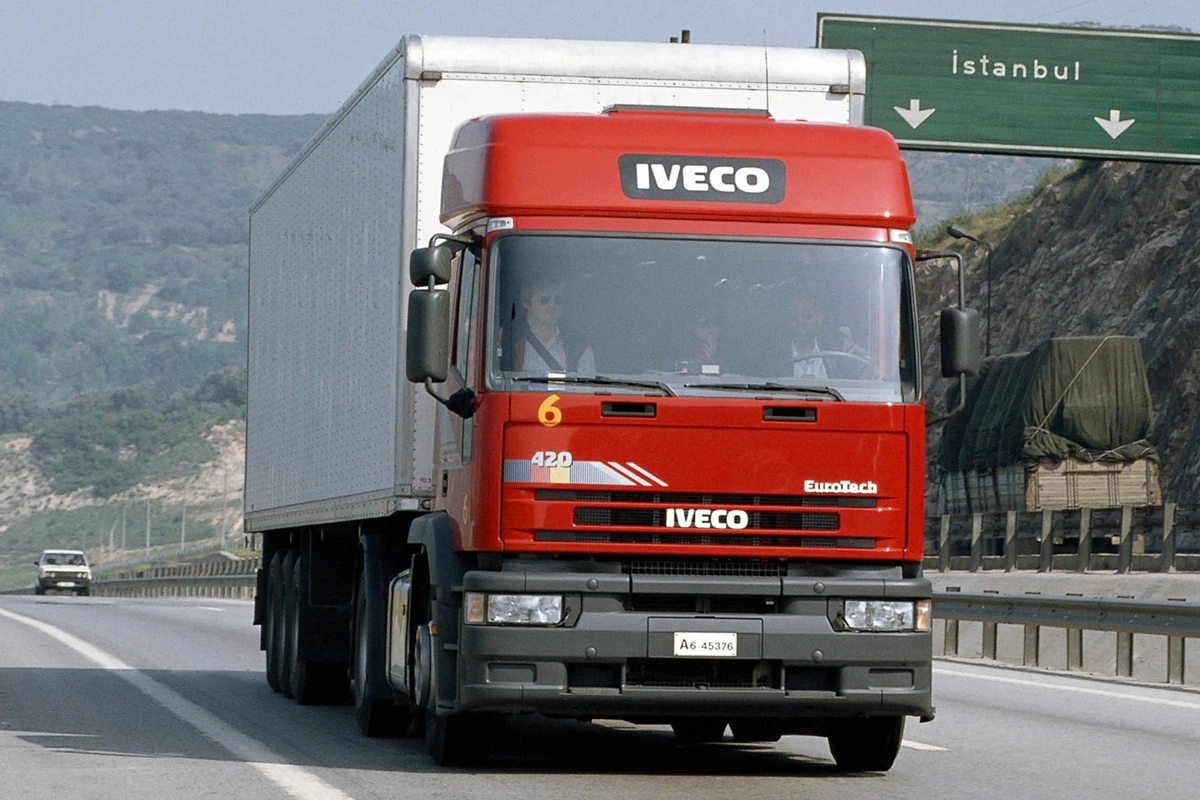 Iveco_Eurotech_01