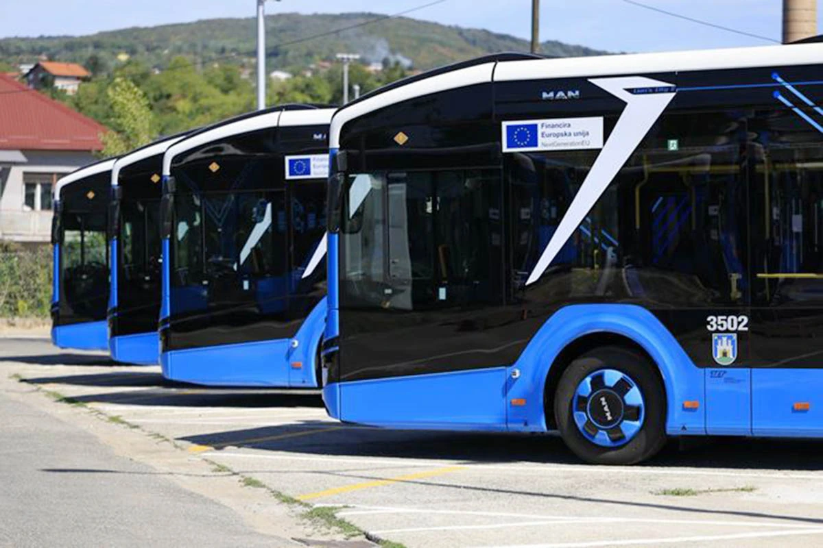 ZET ebus 03