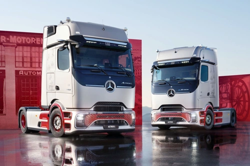 Mercedes-Benz Actros L '130 Years Trucks Edition'