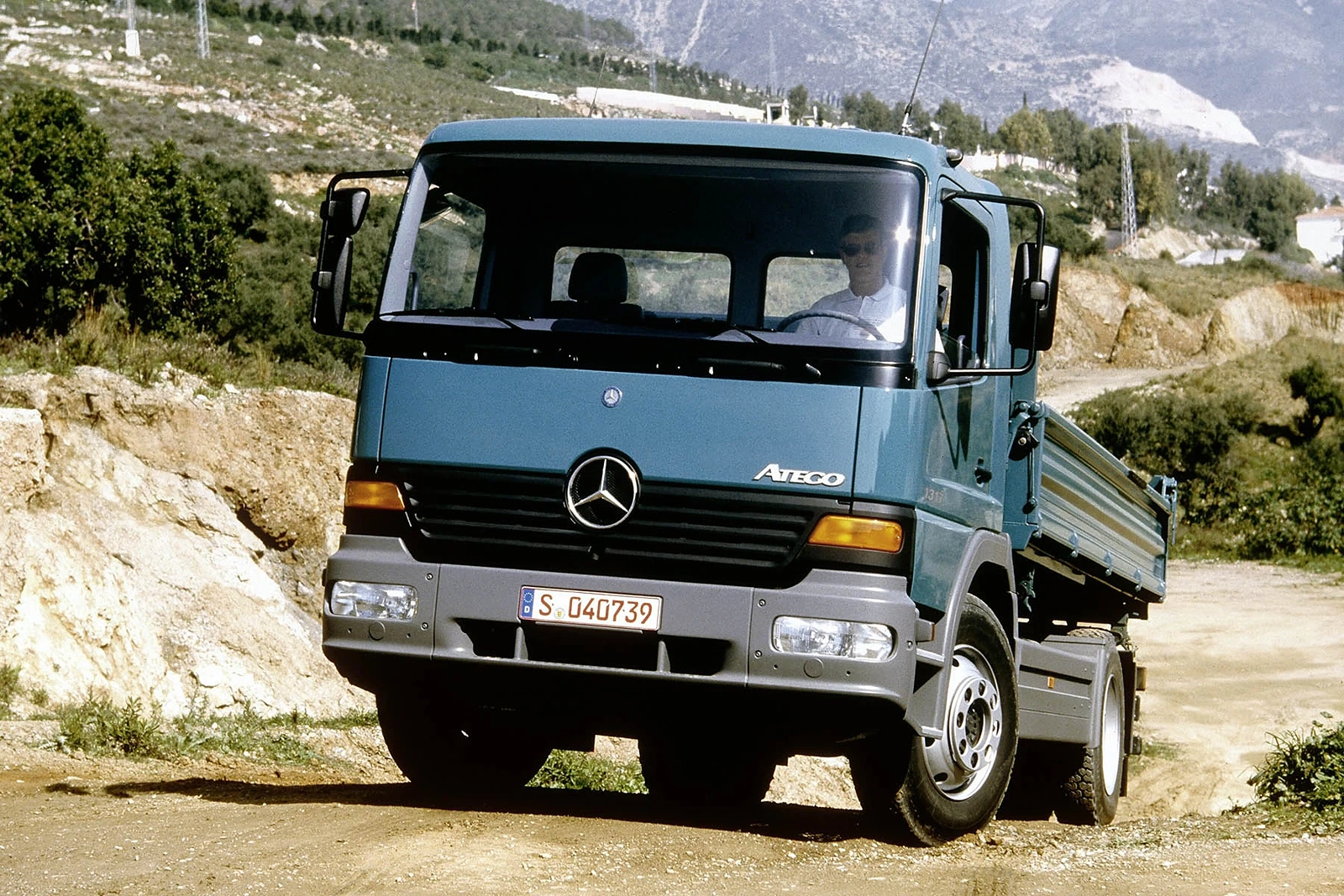 1999 Atego 02